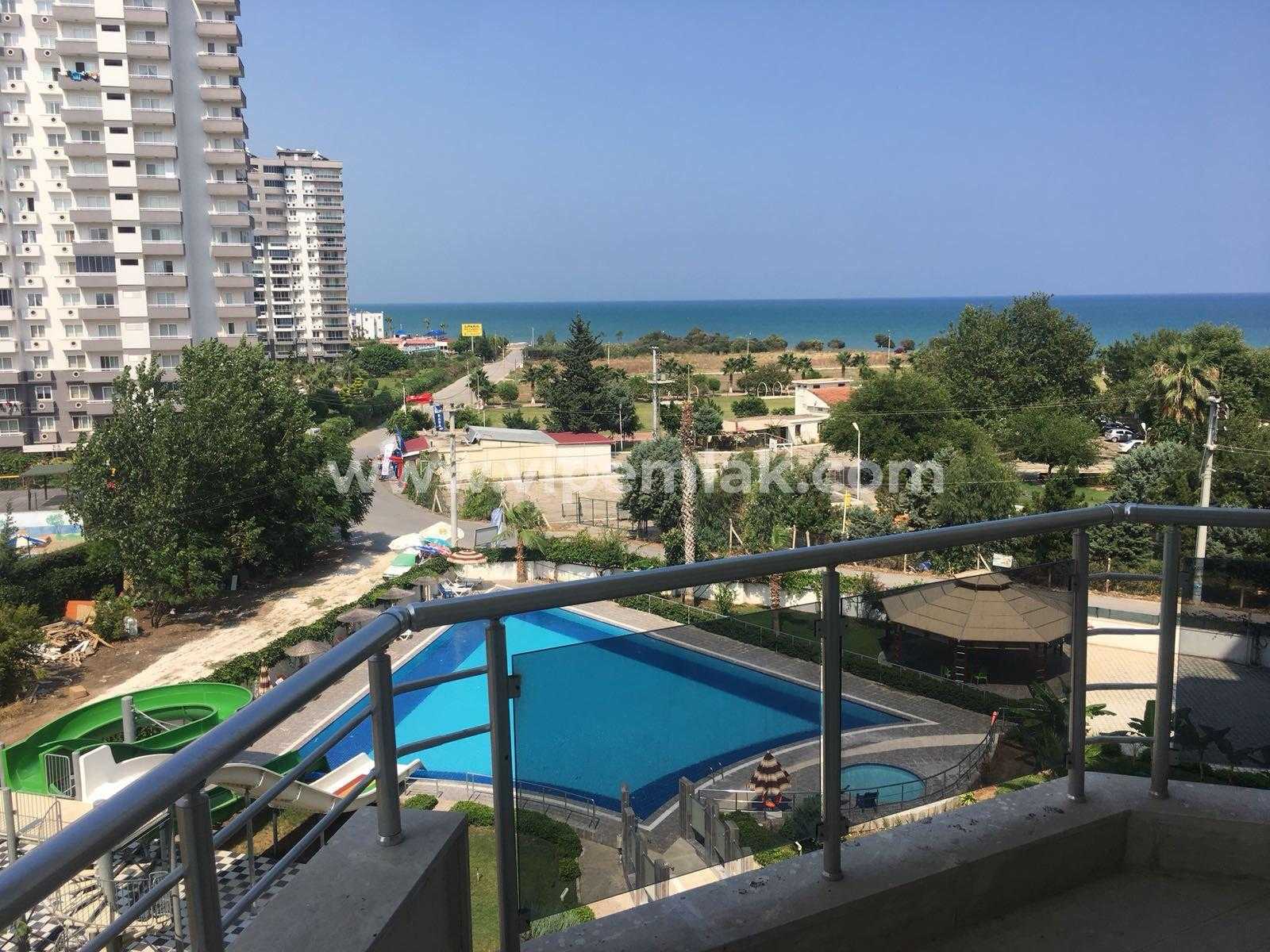 MERSİN ÇEŞMELİ NİRA HOLİDAY SİTESİNDE KİRALIK YAZLIK DAİRE VİPGAYRİMENKUL