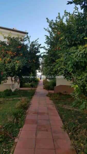 ARPAÇBAHŞİŞ GÜNEY MARİNA SİTESİNDE SATILIK YAZLIK