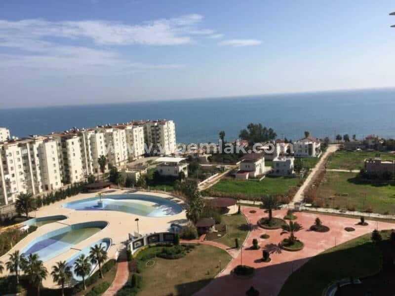 LİPARİS GLİNDRES SİTESİNDE SATILIK YAZLIK DAİRE