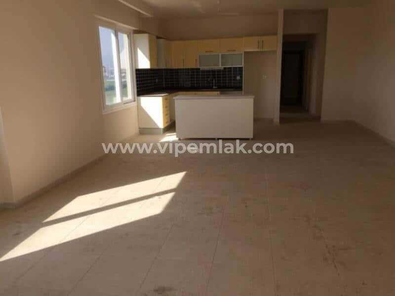 LİPARİS GLİNDRES SİTESİNDE SATILIK YAZLIK DAİRE