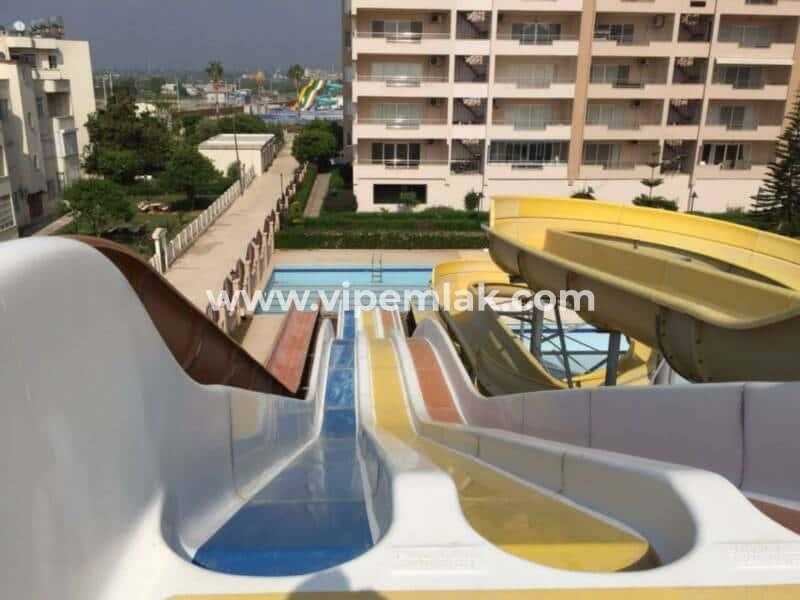 MERSİN ERDEMLİ ÇEŞMELİ LİPARİS PARK SİTESİNDE EŞYALI SATILIK YAZLIK