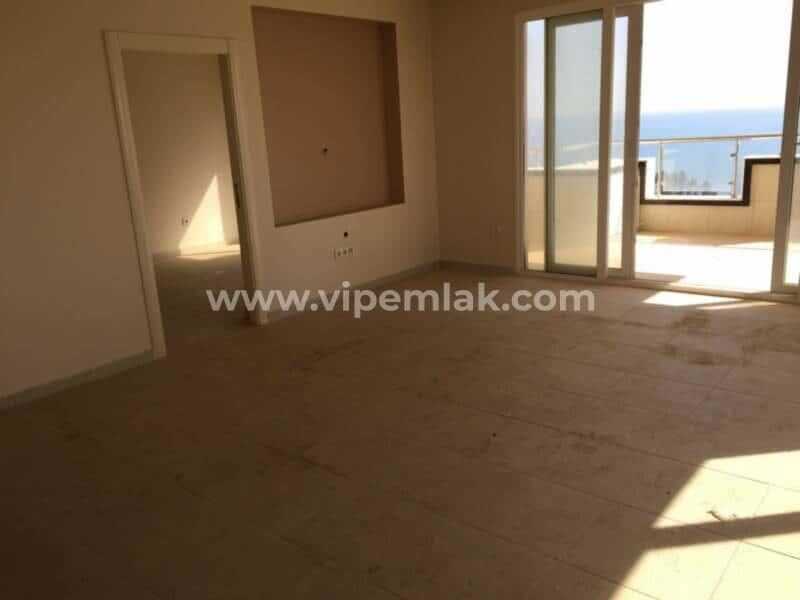 LİPARİS GLİNDRES SİTESİNDE SATILIK YAZLIK DAİRE
