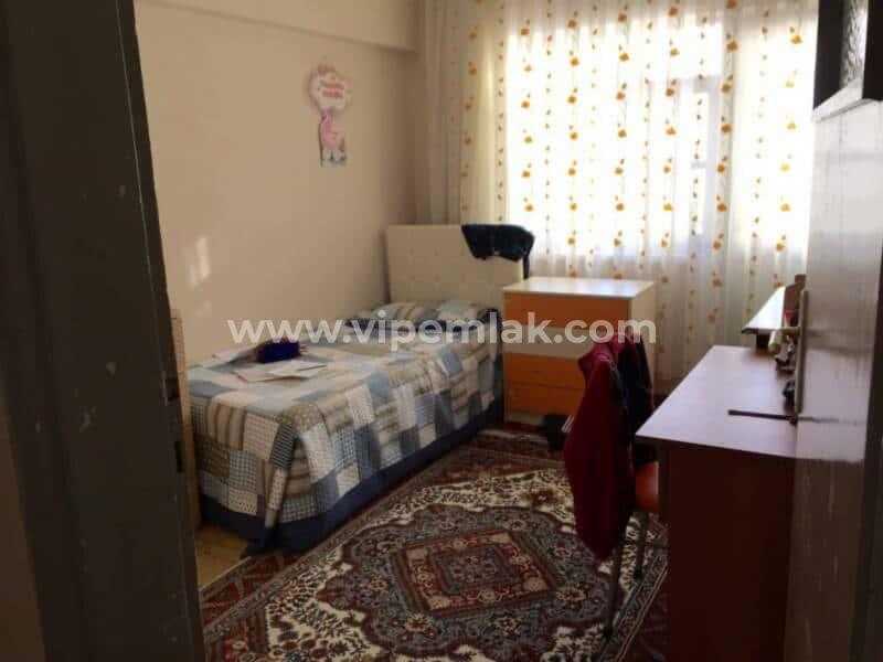 ERDEMLİ PAPATYA APT. SATILIK DAİRE
