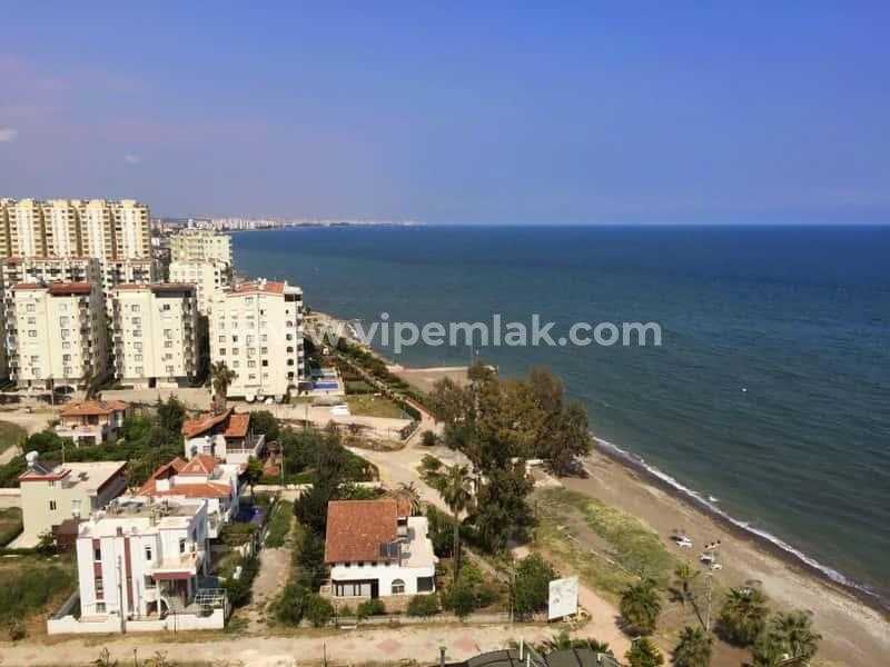 LİPARİS 3 SİTESİNDE SATILIK YAZLIK 4+1 DAİRE