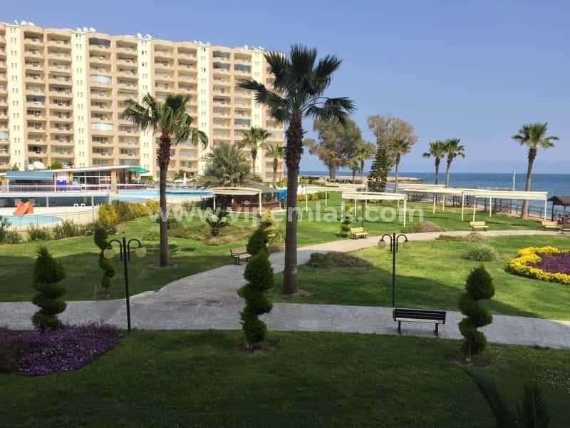 MERSİN ERDEMLİ KARGIPINARI QUEENABA SİTESİNDE SATILIK YAZLIK