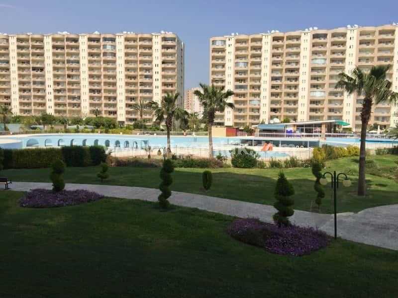 MERSİN ERDEMLİ KARGIPINARI QUEENABA SİTESİNDE SATILIK YAZLIK