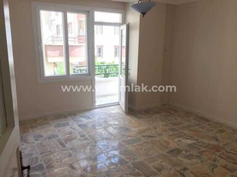 MERSİN MEZİTLİ LATİFE APARTMANINDA SATILIK DAİRE