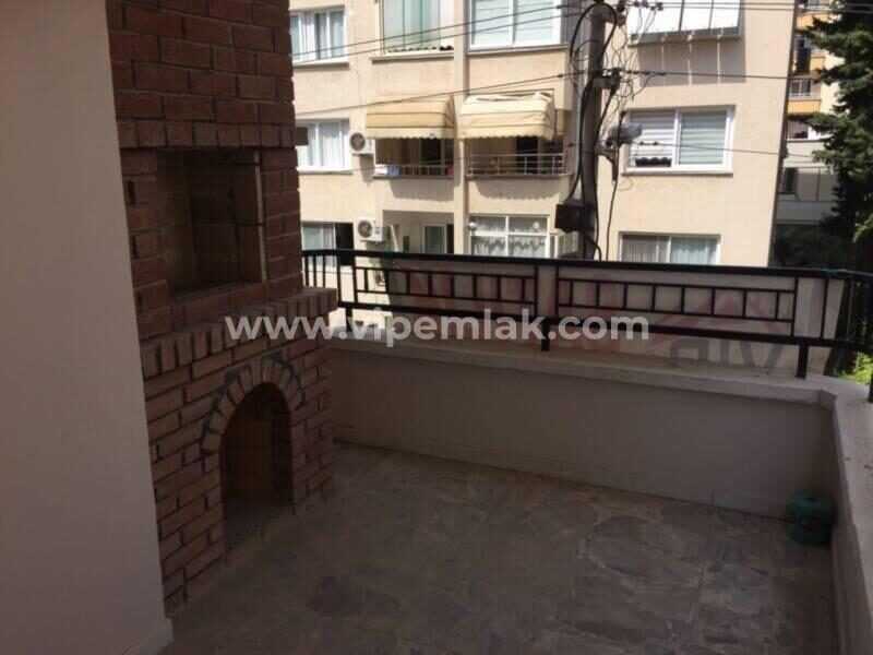 MERSİN MEZİTLİ LATİFE APARTMANINDA SATILIK DAİRE