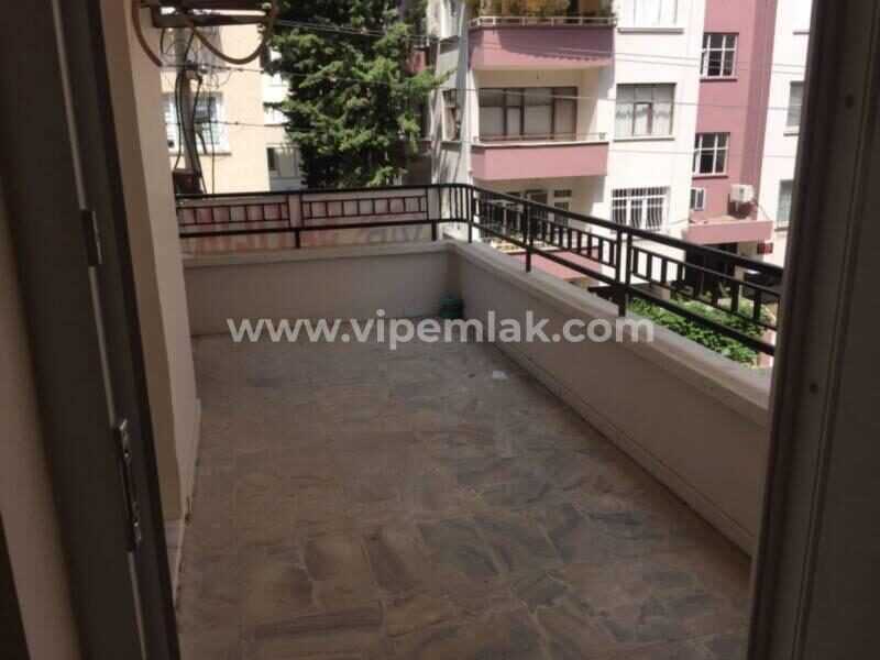 MERSİN MEZİTLİ LATİFE APARTMANINDA SATILIK DAİRE