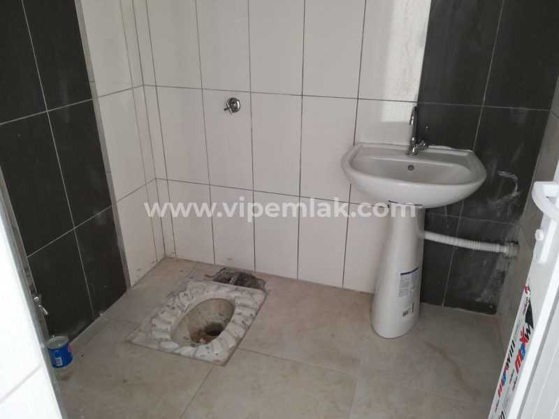 MERSİN ERDEMLİ MERKEZDE ANAYOL ÜZERİNDE SATILIK İŞYERİ