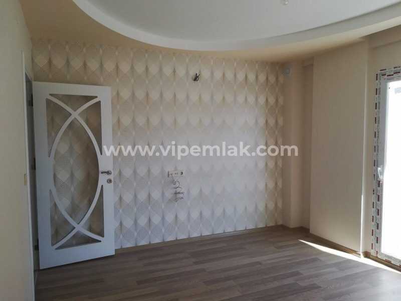 MERSİN ERDEMLİ MERKEZDE ANA YOLA CEPHE GÜNEŞ SİTESİNDE SATILIK DAİRE