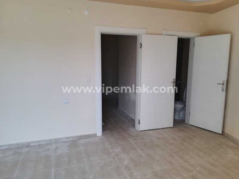 MERSİN ERDEMLİ ARPAÇBAHŞİŞ DENGBAŞ APARTMANINDA SATILIK DAİRE