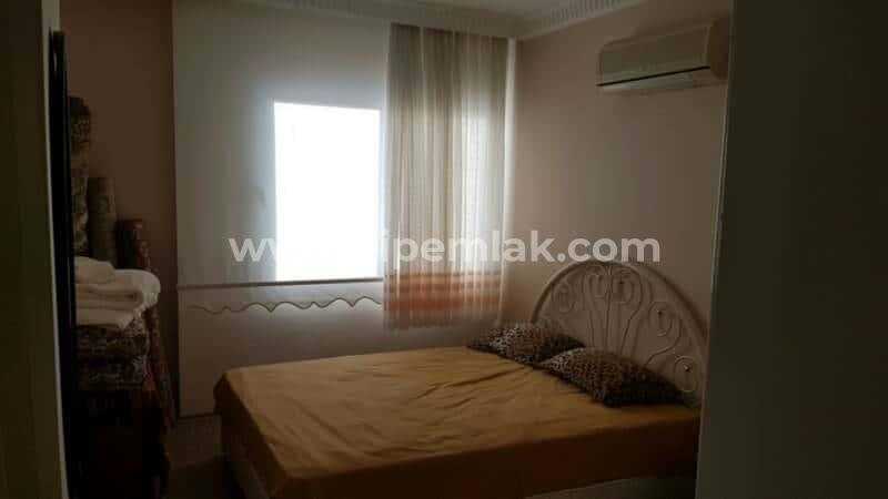MERSİN ERDEMLİ MERKEZ ÇİÇEK APARTMANINDA SATILIK DAİRE