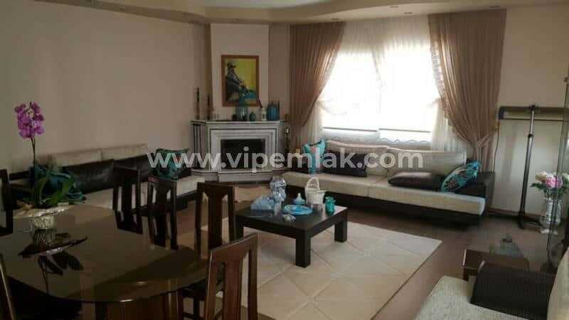MERSİN ERDEMLİ MERKEZ ÇİÇEK APARTMANINDA SATILIK DAİRE