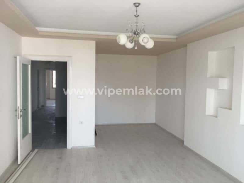 MERSİN ERDEMLİ ANAYOL KENARINDA SATILIK SIFIR DAİRE