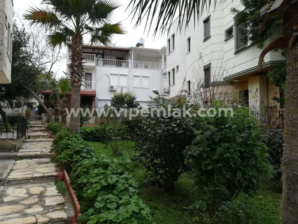MERSİN ERDEMLİ AYAŞ NAZAR SİTESİNDE TRIPLEKS SATILIK YAZLIK