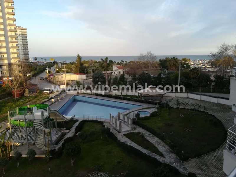 MERSİN ERDEMLİ ÇEŞMELİ NİRA HOLİDAY SİTESİNDE SATILIK YAZLIK