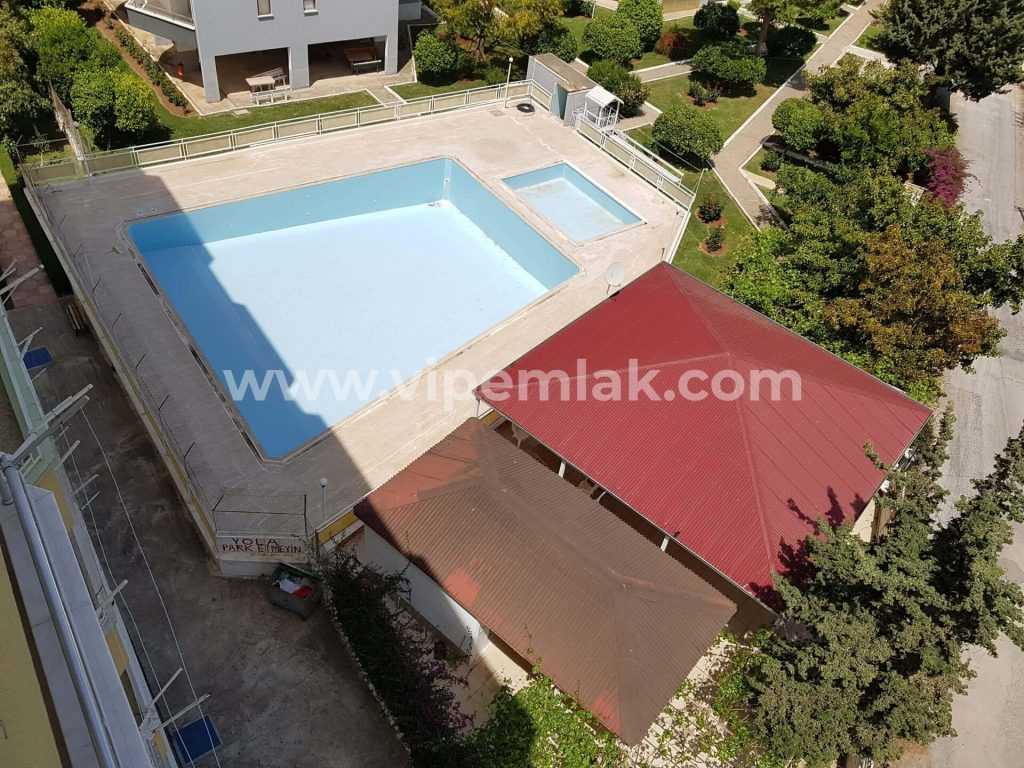 MERSİN ERDEMLİ ÇEŞMELİ ALTINAY SİTESİNDE SATILIK YAZLIK DAİRE