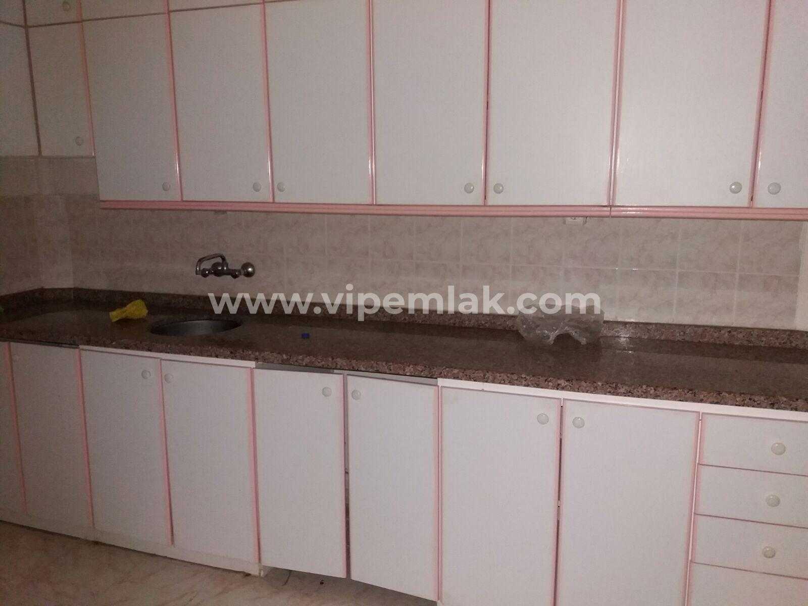 ERDEMLİ AVGADI YAYLASINDA KİRALIK SEZONLUK YAYLA EVİ VİPGAYRİMENKUL