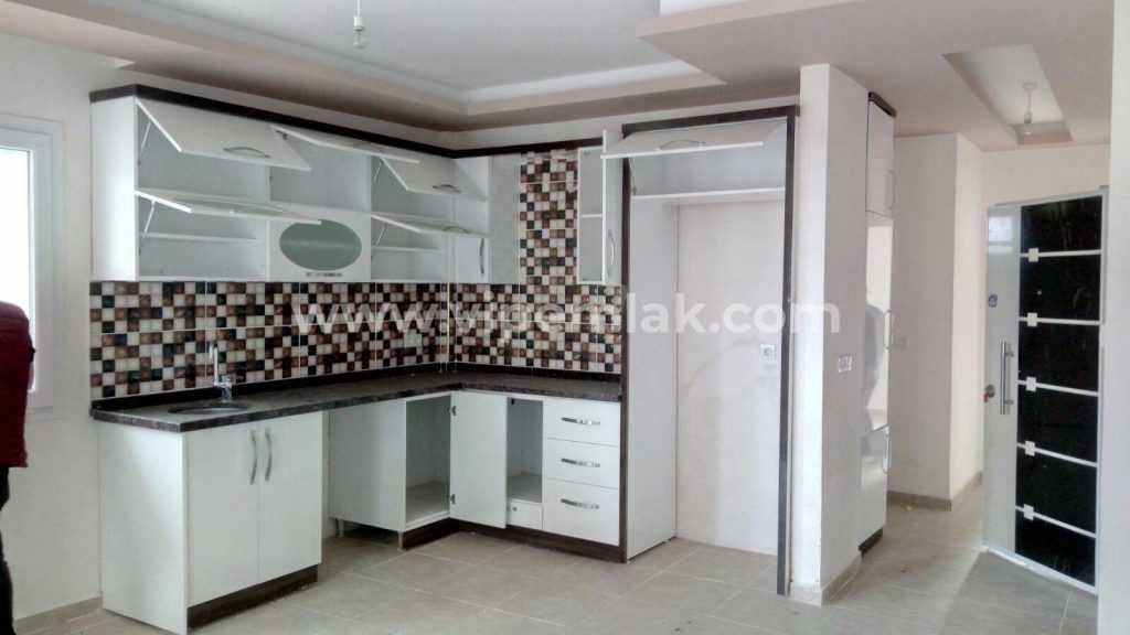 MERSİN AYAŞ KOMŞUPARK KONAKLARINDA SATILIK YAZLIK DAİRE