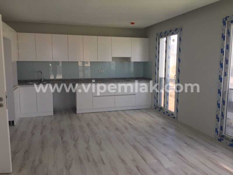 MERSİN ERDEMLİ BULVAR YEŞİLYURT SİTESİNDE SATILIK SIFIR DAİRE