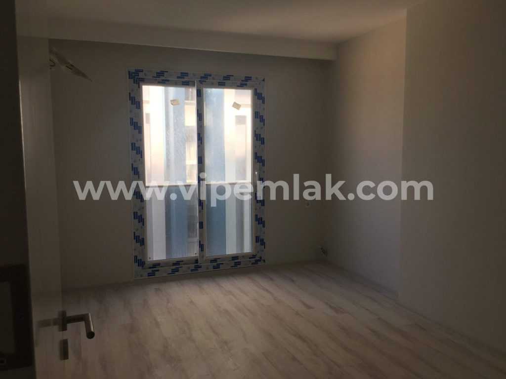 MERSİN ERDEMLİ BULVAR YEŞİLYURT SİTESİNDE SATILIK SIFIR DAİRE