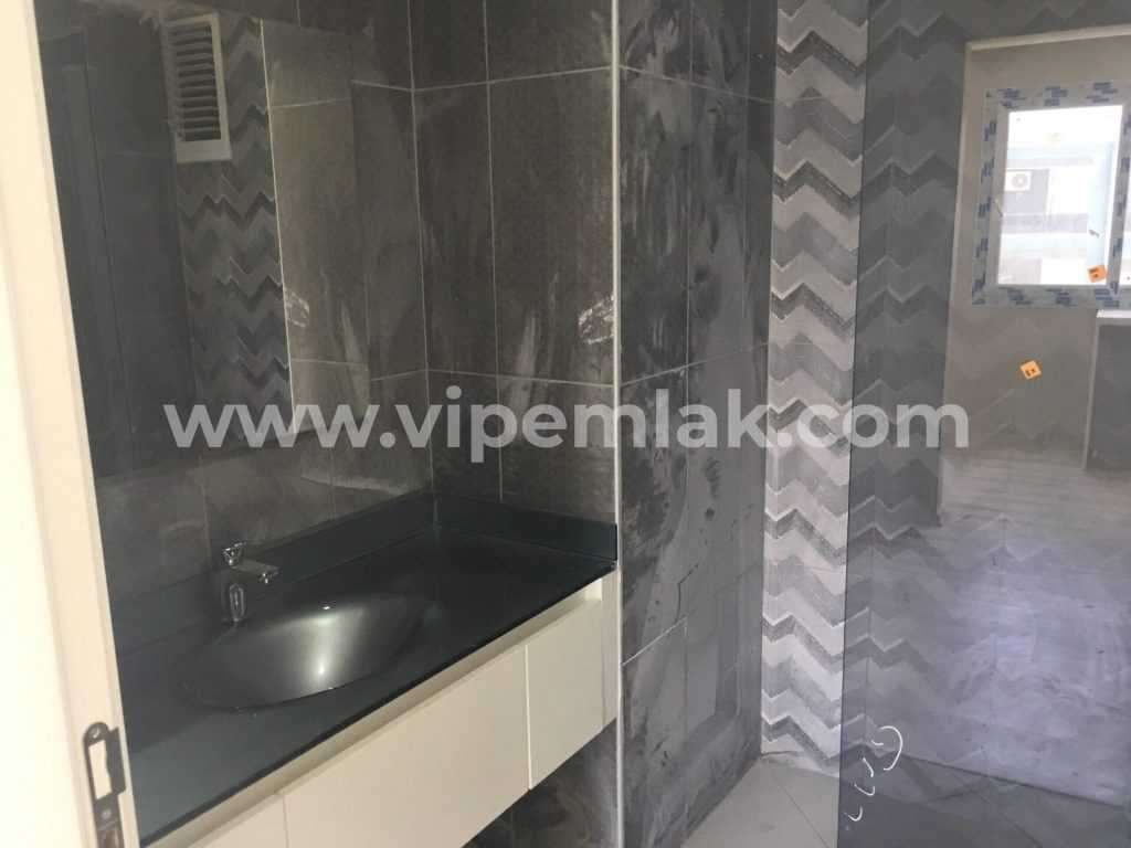 MERSİN ERDEMLİ BULVAR YEŞİLYURT SİTESİNDE SATILIK SIFIR DAİRE