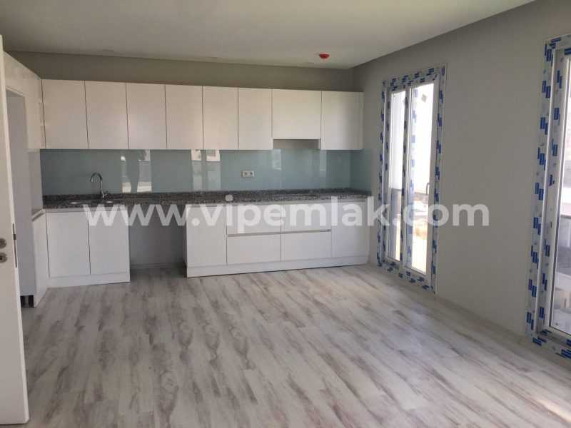 MERSİN ERDEMLİ BULVAR YEŞİLYURT SİTESİNDE SATILIK SIFIR DAİRE