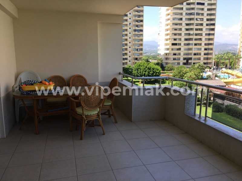 MERSİN ÇEŞMELİ LİPARİS 5 SİTESİNDE EŞYALI SATILIK YAZLIK DAİRE