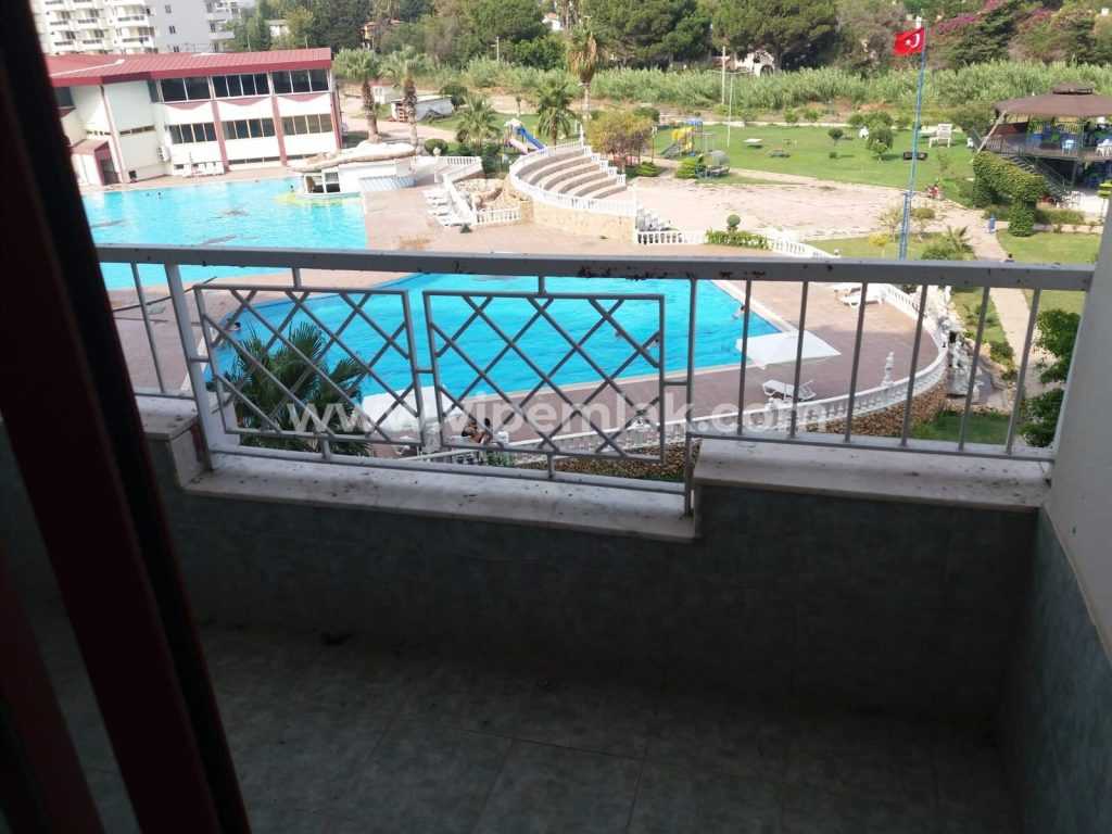 MERSİN KARGIPINARI LİPARİS SUNLİFE SİTESİNDE SATILIK YAZLIK DAİRE
