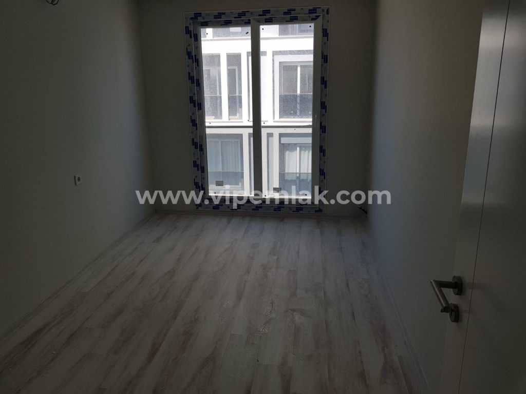 MERSİN ERDEMLİ BULVAR YEŞİLYURT SİTESİNDE SATILIK DAİRE