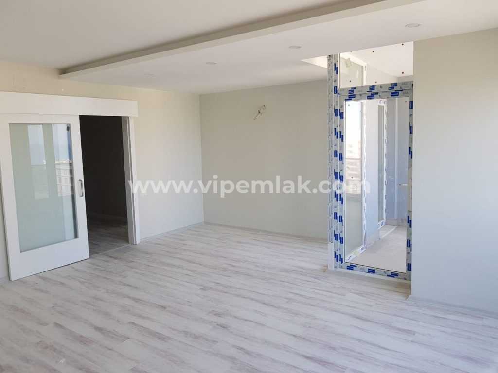 MERSİN ERDEMLİ BULVAR YEŞİLYURT SİTESİNDE SATILIK DAİRE