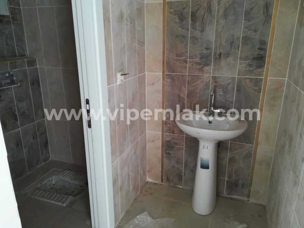 MERSİN ERDEMLİ ÇEŞMELİ BOTAN ÇAĞLAYAN APARTMANINDA SATILIK DAİRE