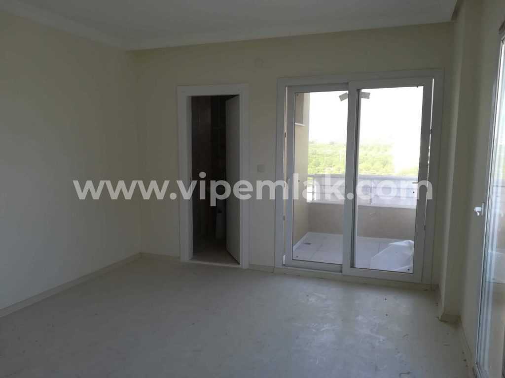 MERSİN ERDEMLİ ÇEŞMELİ BOTAN ÇAĞLAYAN APARTMANINDA SATILIK DAİRE