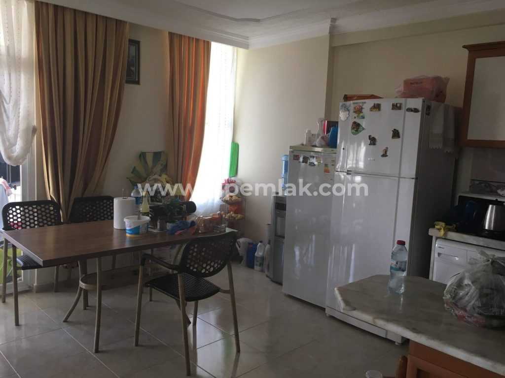 Mersin Tömük Üzmez Tatil Sitesinde Eşyalı Satılık Yazlık Daire