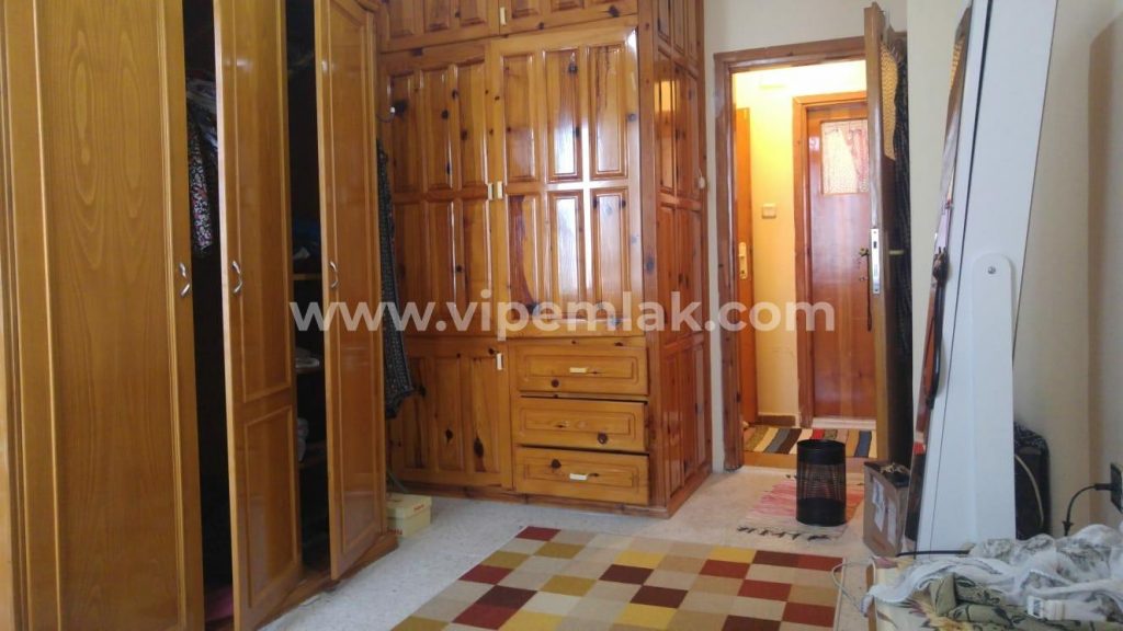ERDEMLİ  CADDE ÜZERİ MASRAFSIZ ASANSÖRLÜ 3+1 SATILIK DAİRE