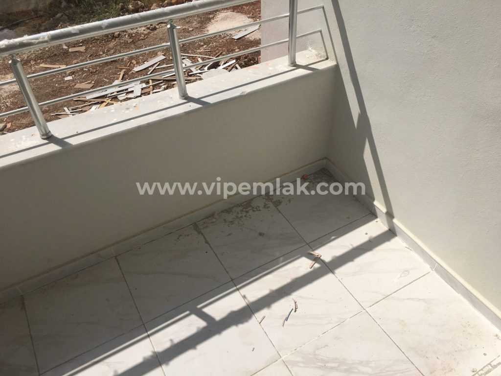 Erdemli Anadolu Lisesi Civarı Satılık 2+1 Kuzey Batı Cepheli 120 m2 1.KAT 165.000 TL_7 ERDEMLİ ANADOLU LİSESİ CİVARI UYGUN FİYATTA SATILIK DAİRELER