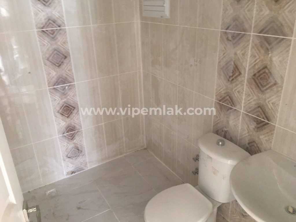 Erdemli Anadolu Lisesi Civarı Satılık 2+1 Kuzey Batı Cepheli 120 m2 1.KAT 165.000 TL_9 ERDEMLİ ANADOLU LİSESİ CİVARI UYGUN FİYATTA SATILIK DAİRELER
