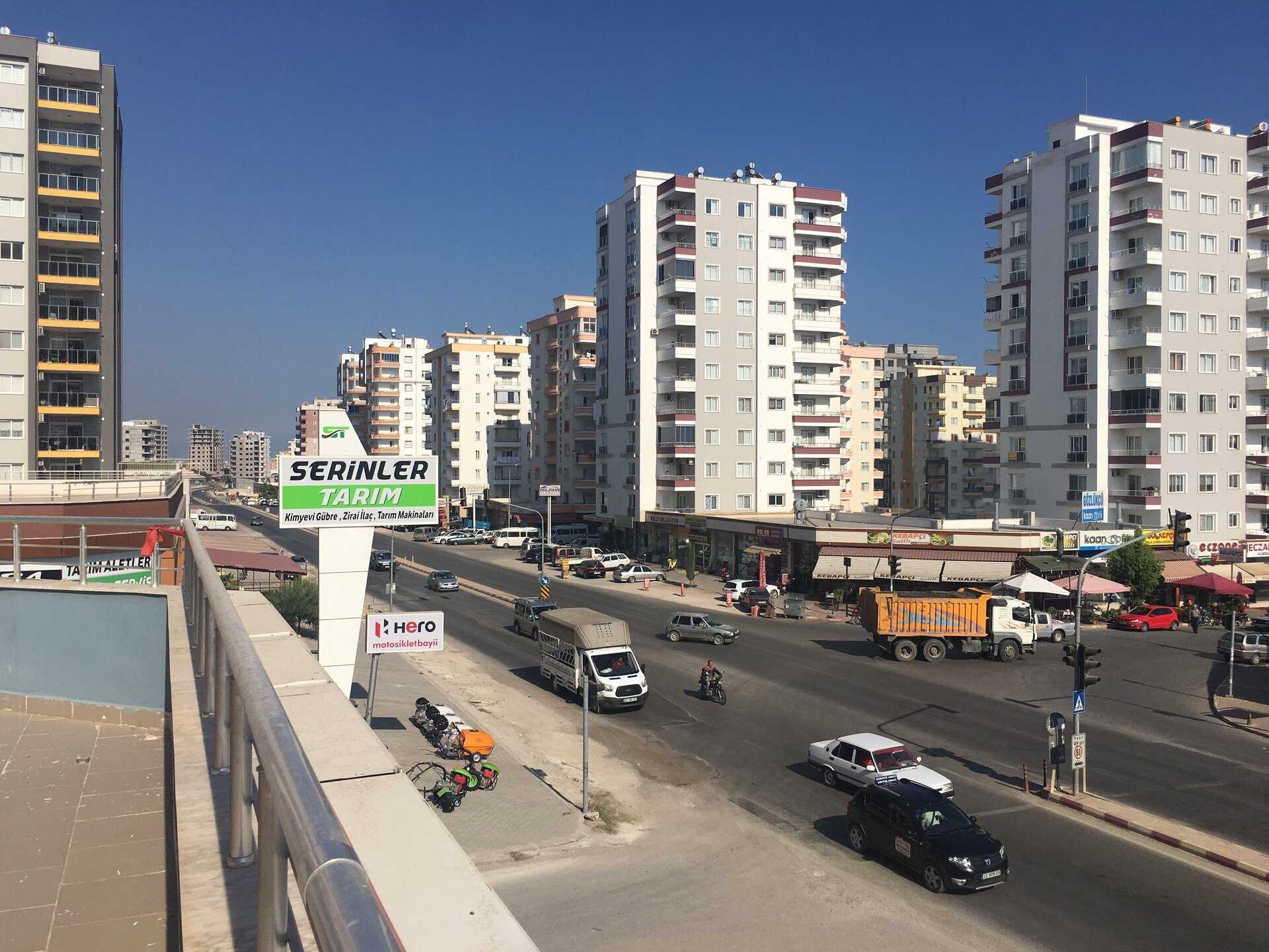 ERDEMLİ COŞKUN PLAZA DA SATILIK DAİRE VİPGAYRİMENKUL