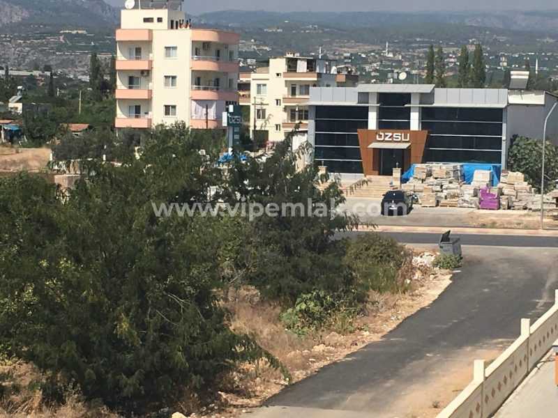 ERDEMLİ ÇEVREYOLU’NDA SATILIK ARAKAT SIFIR DAİRE