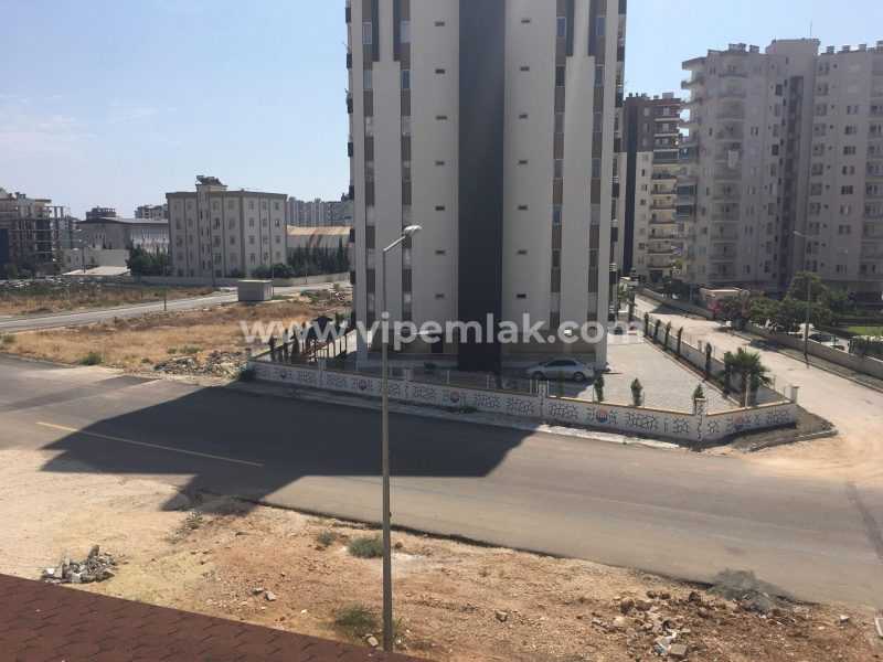 ERDEMLİ ÇEVREYOLU’NDA SATILIK ARAKAT SIFIR DAİRE