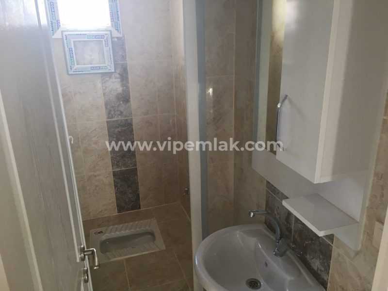 ERDEMLİ ÇEVREYOLU’NDA SATILIK ARAKAT SIFIR DAİRE