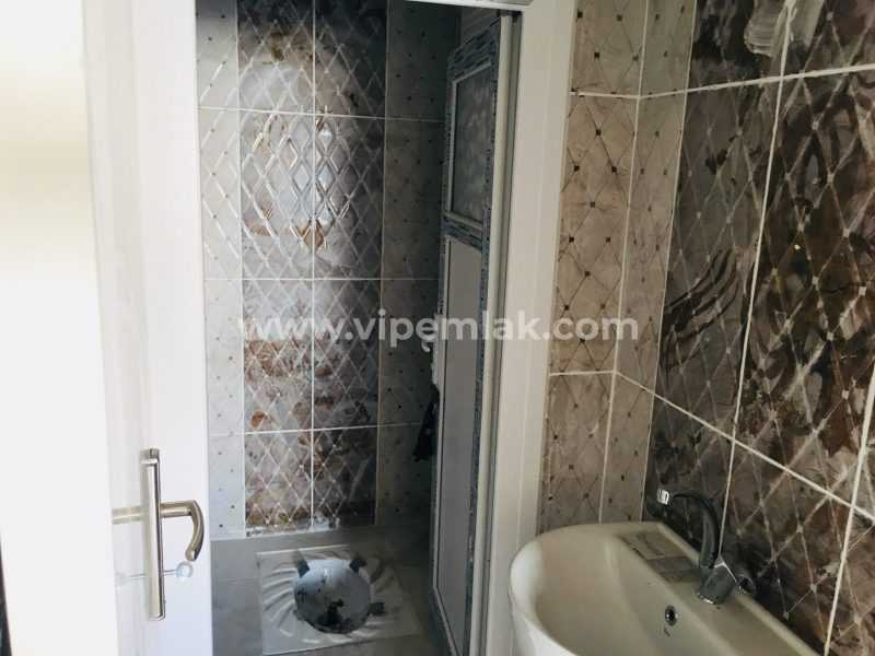 ERDEMLİ TAPU CADDESİNDE HAVUZLU SİTEDE SATILIK SIFIR DAİRE