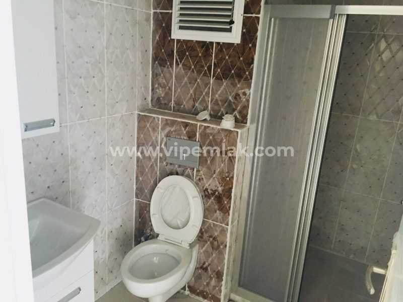 ERDEMLİ TAPU CADDESİNDE HAVUZLU SİTEDE SATILIK SIFIR DAİRE