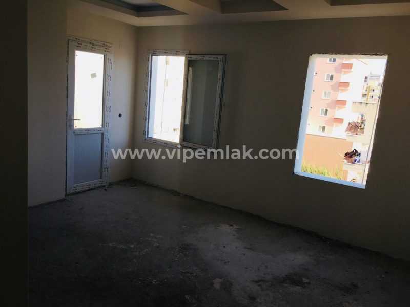 ERDEMLİ YAYLA YOLUNDA SATILIK SIFIR DAİRE