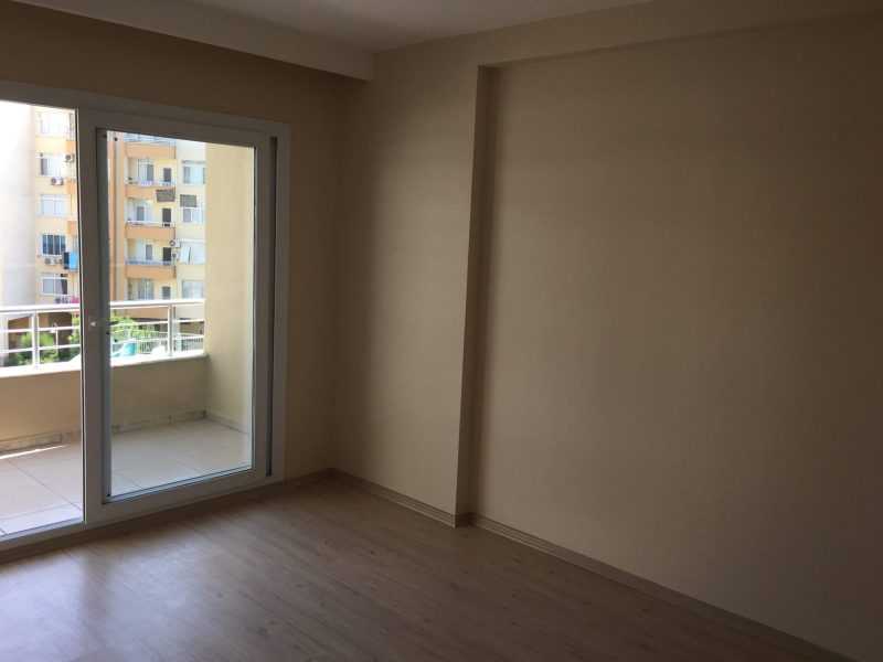 ERDEMLİ TÖMÜK BASRİKIŞ SİTESİNDE SATILIK YAZLIK DAİRE