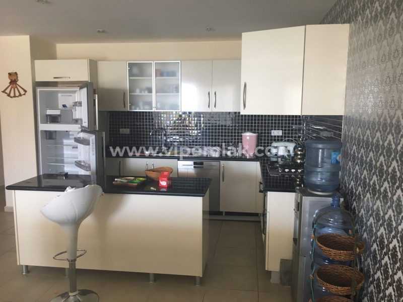 MERSİN KARGIPINARI QUEENABA SİTESİNDE SATILIK LÜX YAZLIK DAİRE