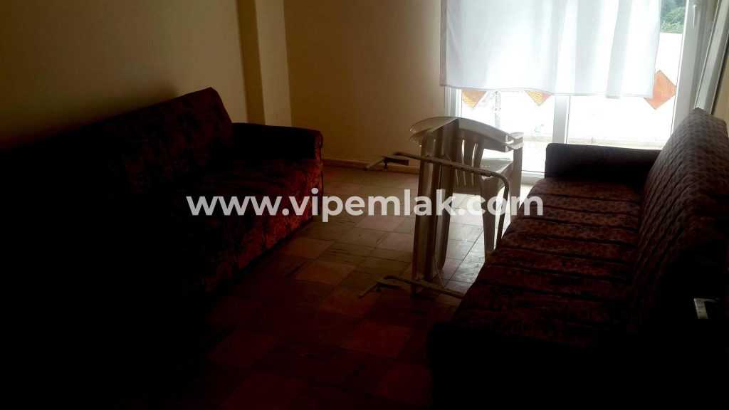 ERAS SİTESİ HAVUZLU DENİZE 100 M EŞYALI SATILIK 2+1 DAİRE
