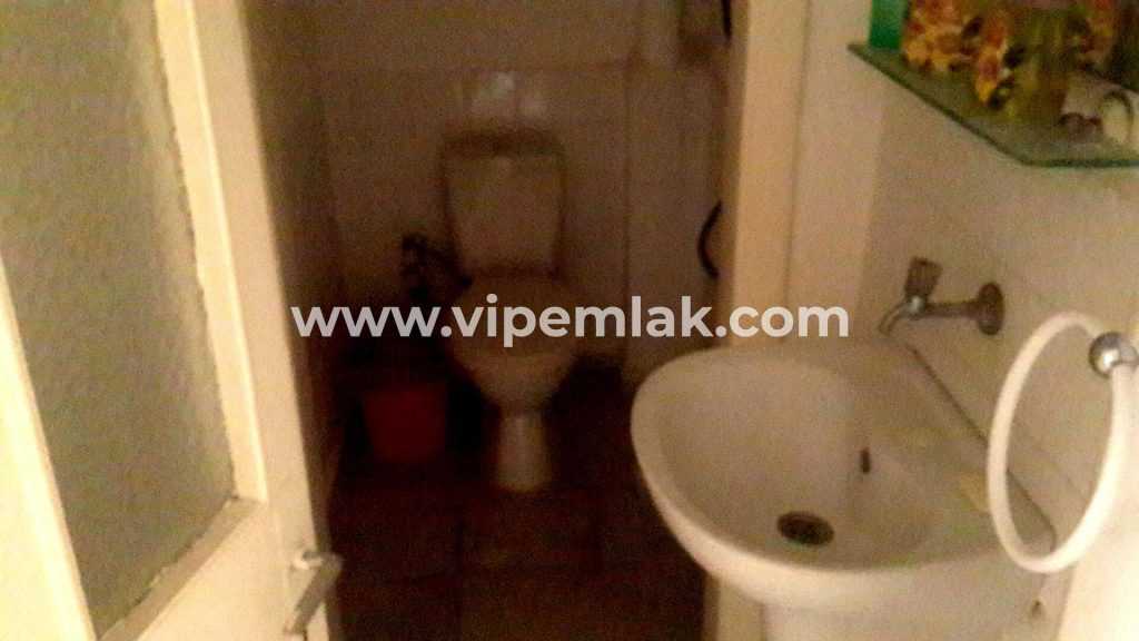 ERAS SİTESİ HAVUZLU DENİZE 100 M EŞYALI SATILIK 2+1 DAİRE