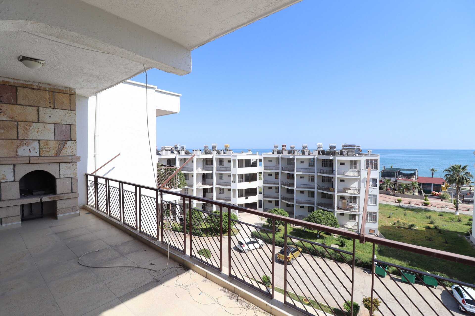 Zeezicht appartement te koop in Erdemli Erciyes Compound